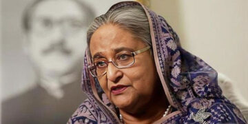 শেখ হাসিনাকে প্রত্যর্পণের অনুরোধ পর্যালোচনার আড়ালে ঢাকাকে কী বার্তা দিল দিল্লি