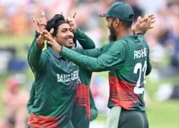 ল্যাথামকে ফেরালেন সৌম্য, ৩ উইকেট হারিয়ে চাপে নিউজিল্যান্ড