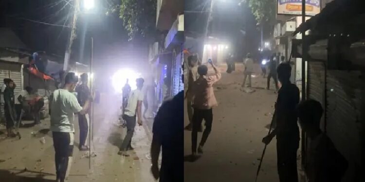 ভৈরবে টর্চ লাইট জ্বালিয়ে ২ পক্ষের সংঘর্ষ, আহত ৩০