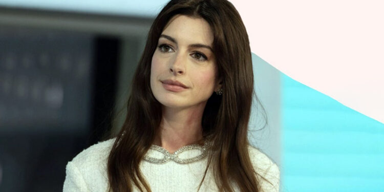 ‘ইনশাআল্লাহ’ বলা সেই হলিউড অভিনেত্রীকে ভক্তের কুরআন উপহার, ভিডিও ভাইরাল