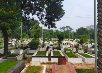 মৃত্যুর পর মানুষ আপনাকে কীভাবে মনে রাখবে? উত্তর খোঁজা জীবনকেই বদলে দিতে পারে