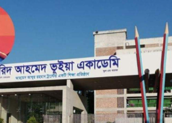 ছাত্রাবাসে শিক্ষার্থীর ঝুলন্ত লাশ উদ্ধার, বিক্ষোভে বিদ্যালয়ে ভাঙচুর