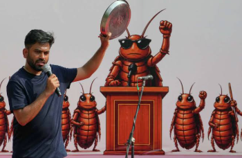 ‘ককরোচ’ আন্দোলনে উত্তাল ভারত, শিক্ষামন্ত্রীর পদত্যাগ না হওয়া পর্যন্ত অবস্থানের ঘোষণা