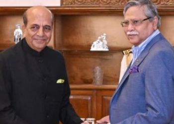 প্রায় দুই বছর পর বাংলাদেশিদের জন্য ভারতীয় ট্যুরিস্ট ভিসা চালু, প্রথম ধাপে সেবা মিলবে ৫ কেন্দ্রে