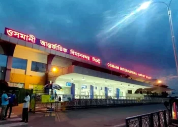 সিলেটে বিমানে যান্ত্রিক ত্রুটি, ভোগান্তিতে ৪ শতাধিক যাত্রী