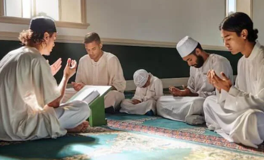 মুসলিম তরুণদের উগ্রবাদ থেকে ফেরাতে শিক্ষা, সমালোচনামূলক চিন্তা ও মানবিক নিরাপত্তার ওপর জোর