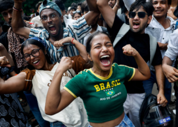শিক্ষামন্ত্রীর পদত্যাগে ভারতের যুব আন্দোলনের প্রভাব নিয়ে নতুন বিশ্লেষণ